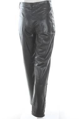 Дамски кожен панталон H&M Divided2 - Contour.bg Дамски кожен панталон H&M Divided2