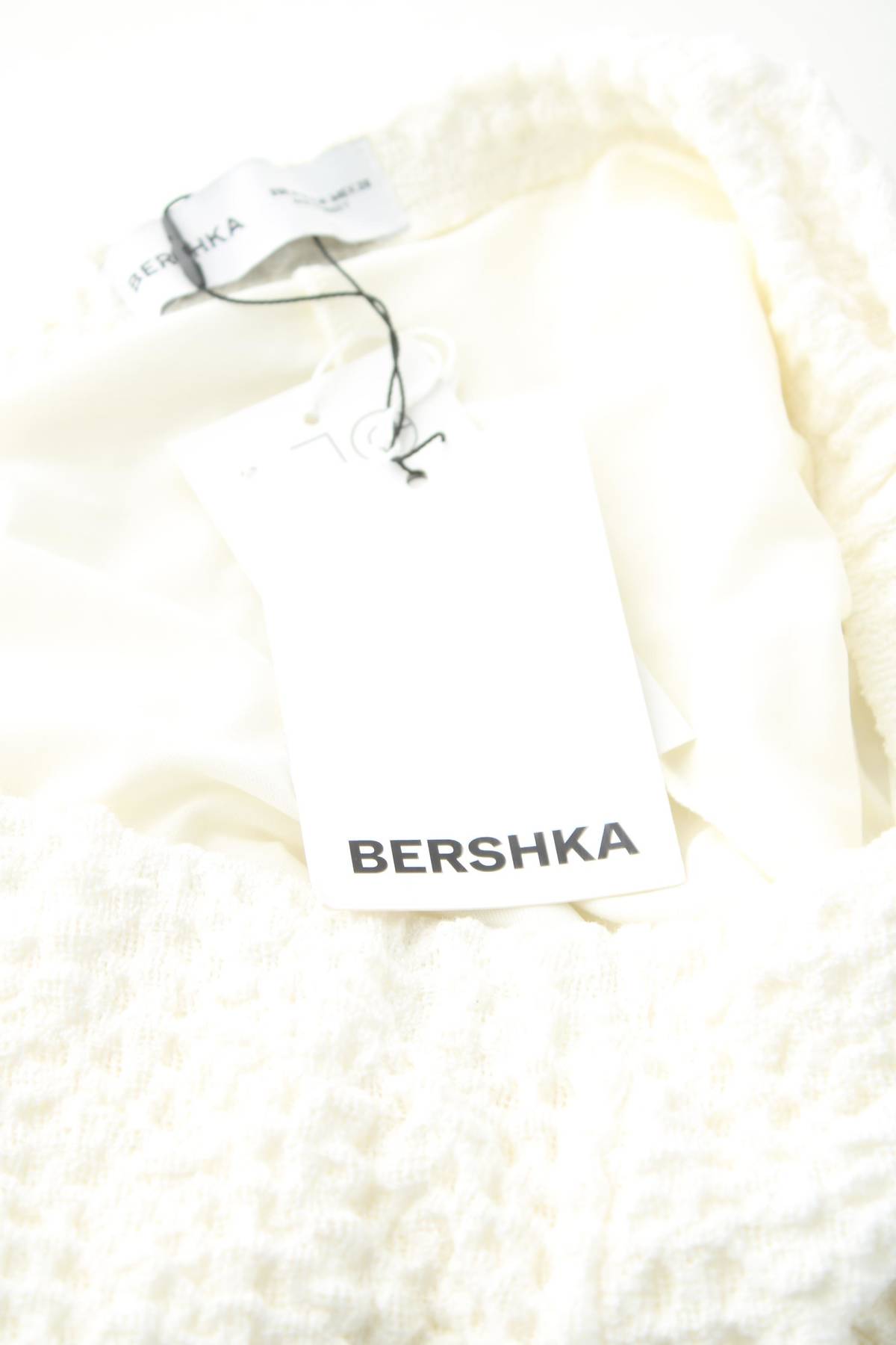 Дамски къс панталон Bershka3
