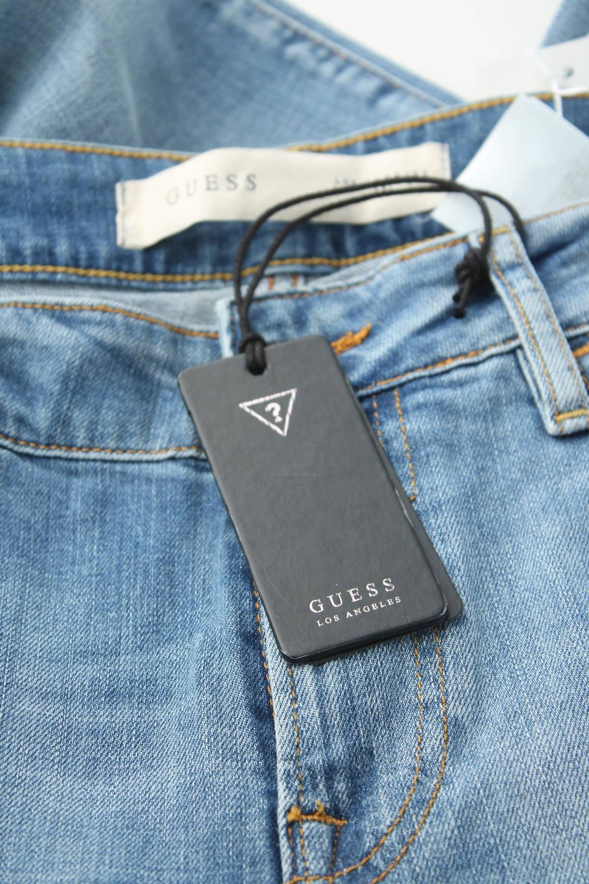 Мъжки дънки Guess3 - Contour.bg Мъжки дънки Guess3