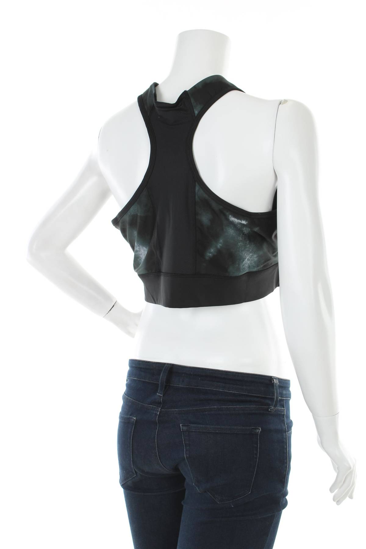 Γυνικείο αθλητικό αμάνικο Reebok2