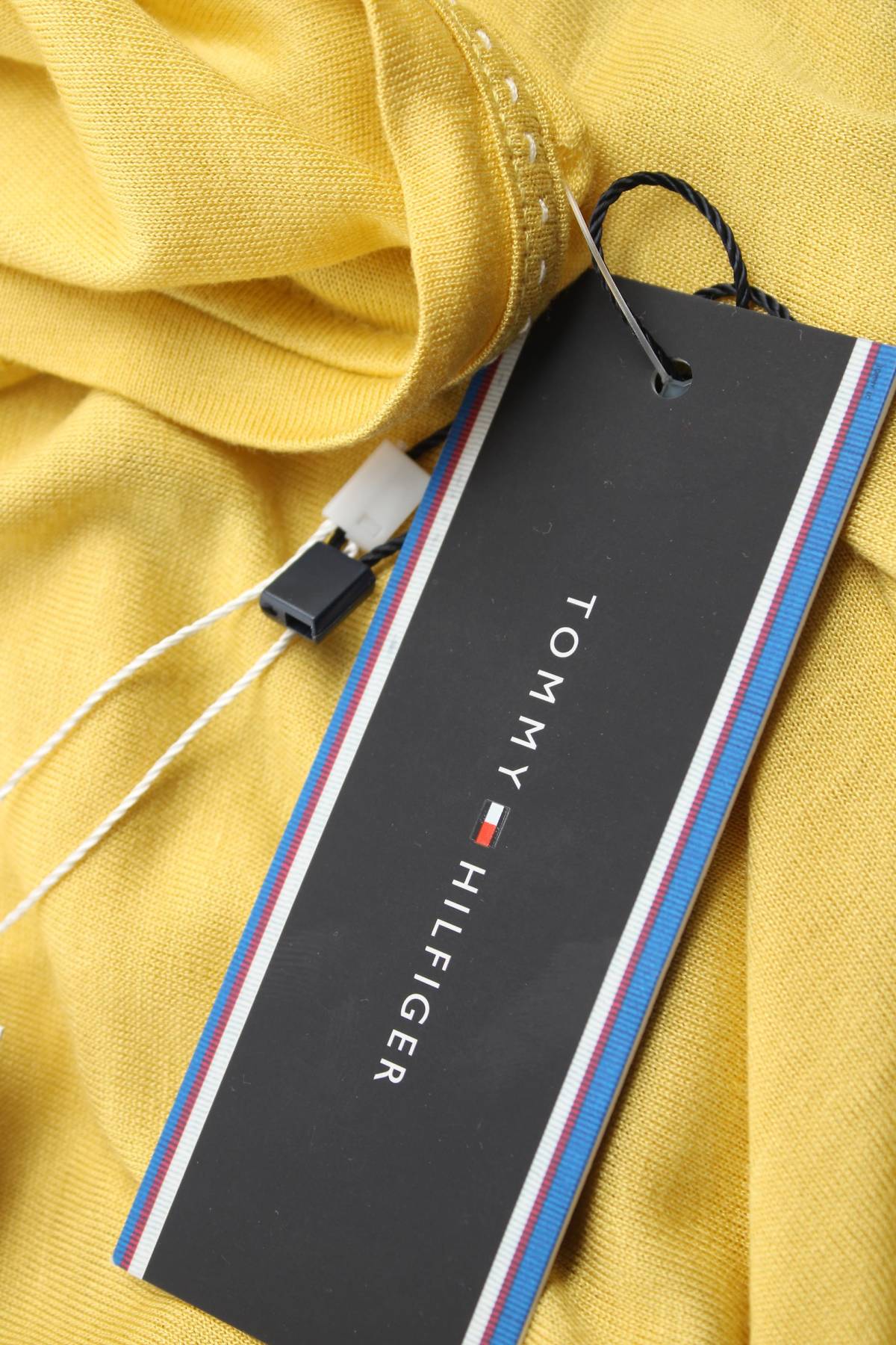 Γυναικεία μπλούζα Tommy Hilfiger3 - Contourshop.gr Γυναικεία μπλούζα Tommy Hilfiger3