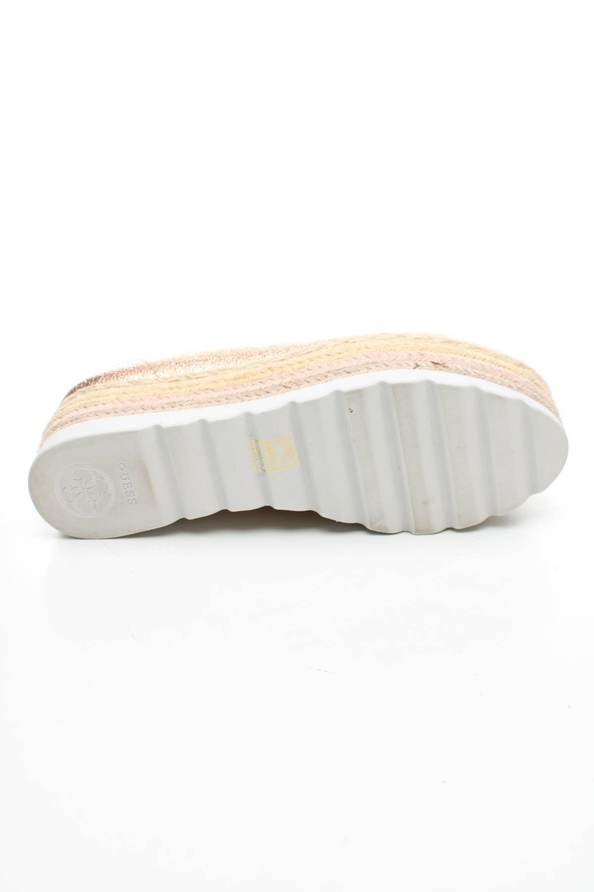 Дамски обувки Guess4 - Contour.bg Дамски обувки Guess4