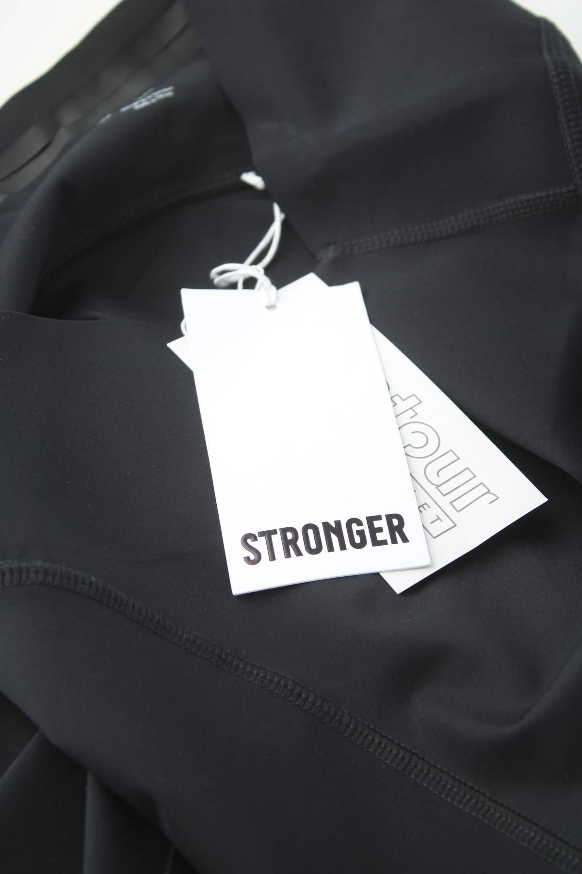 Дамски спортен клин Stronger3