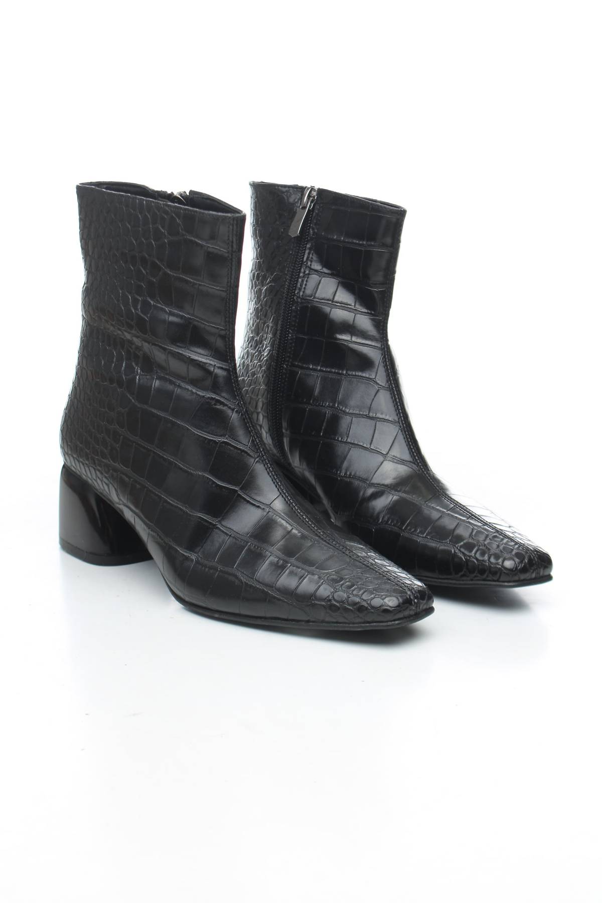 Γυναικεία μποτάκια NA-KD3