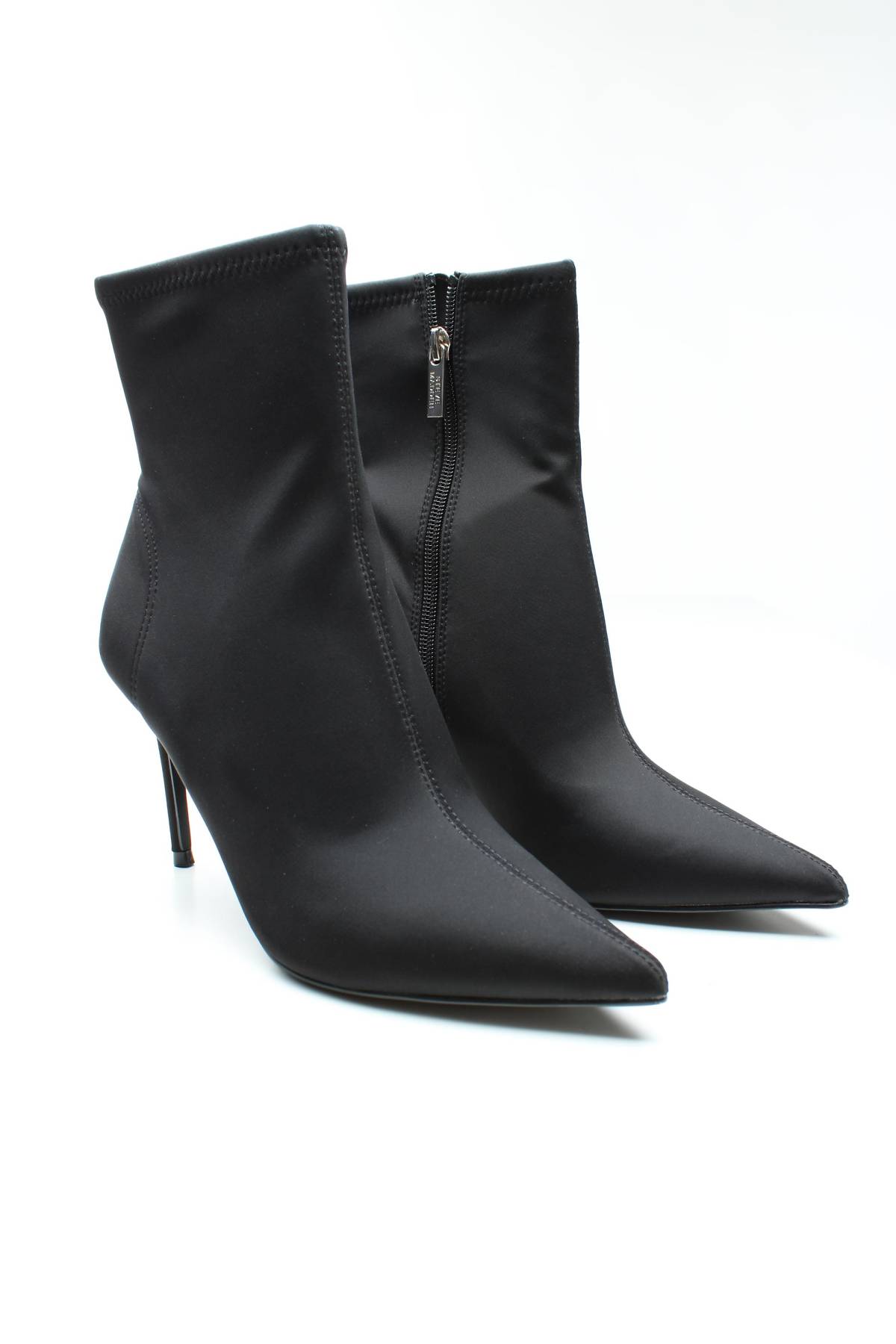 Γυναικεία μποτάκια Steve Madden3