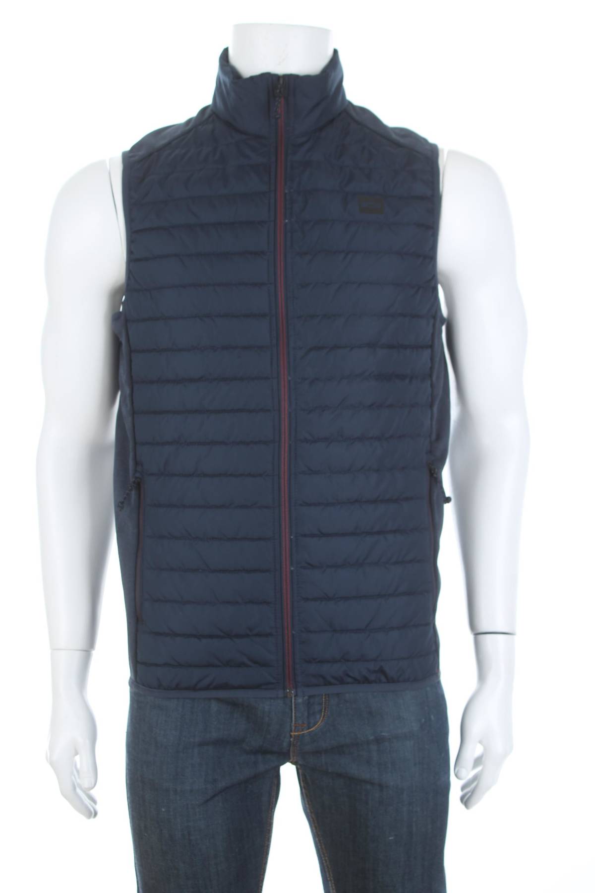 Мъжки елек Jack & Jones1