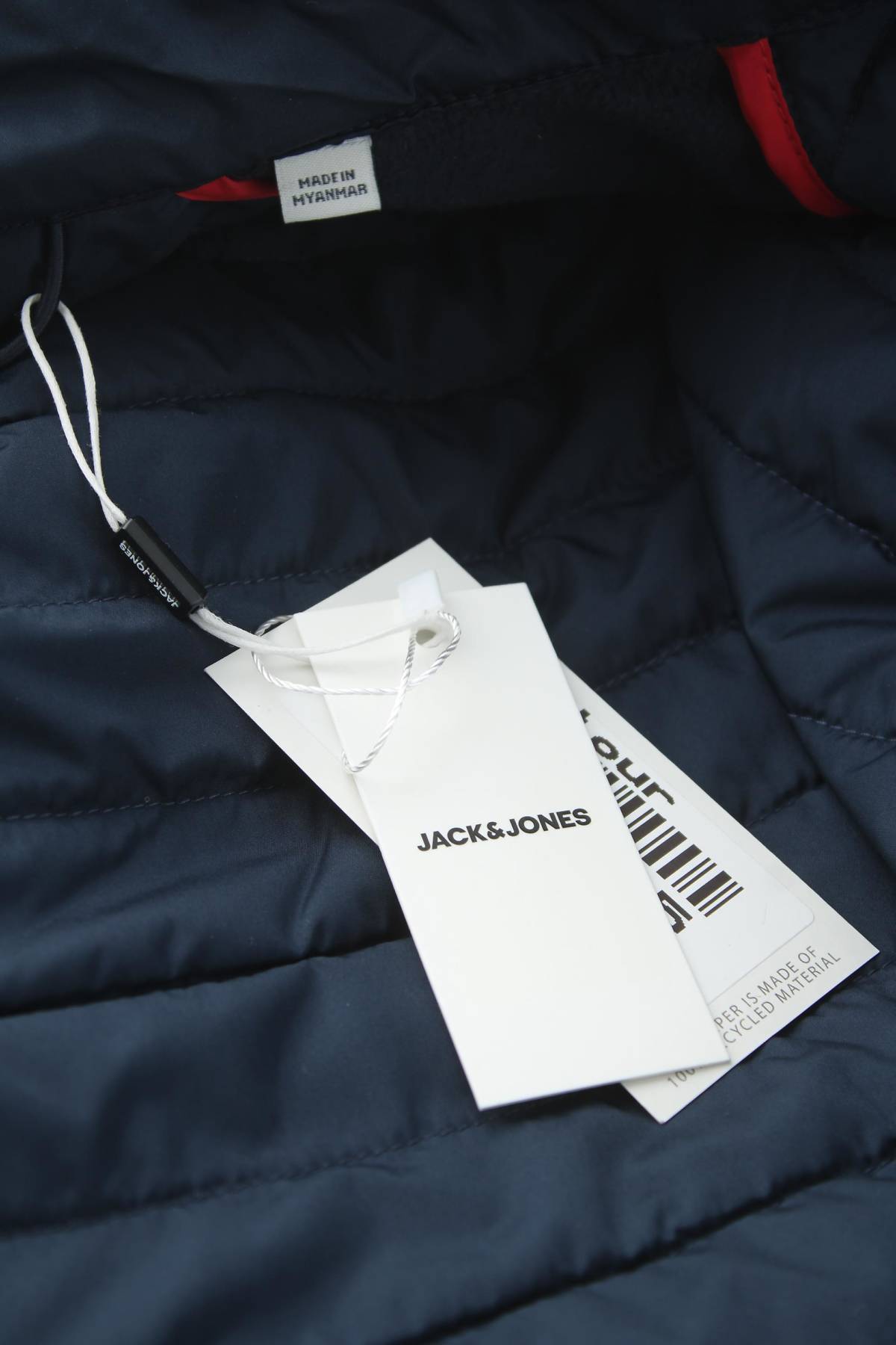 Мъжки елек Jack & Jones3
