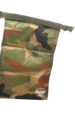 αξεσουάρ Herschel Supply Co.1 - Contourshop.gr αξεσουάρ Herschel Supply Co.1