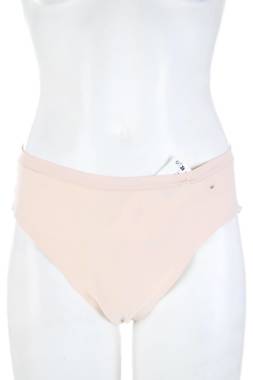 Бикини Triumph1 - Contour.bg Бикини Triumph1