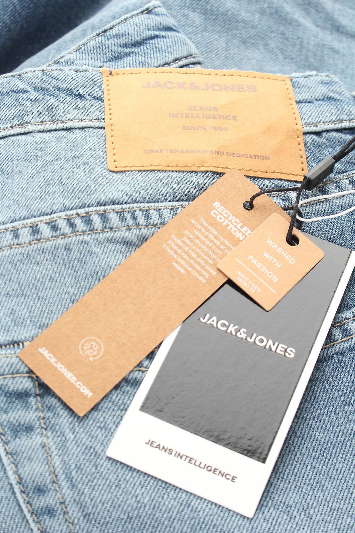 Мъжки къси дънки Jack & Jones3