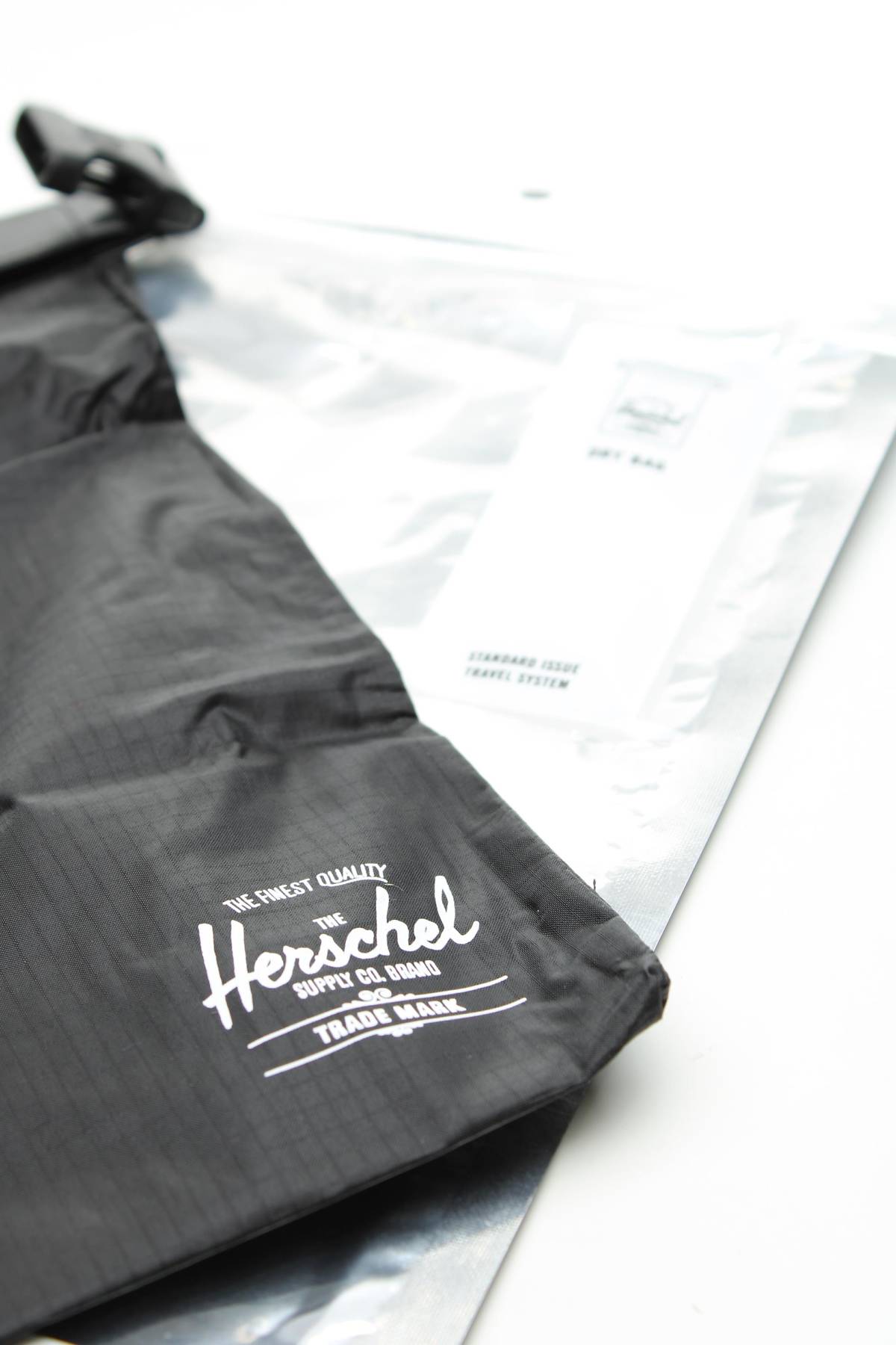 Аксесоар Herschel Supply Co.3