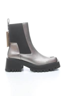 Дамски боти Steve Madden1