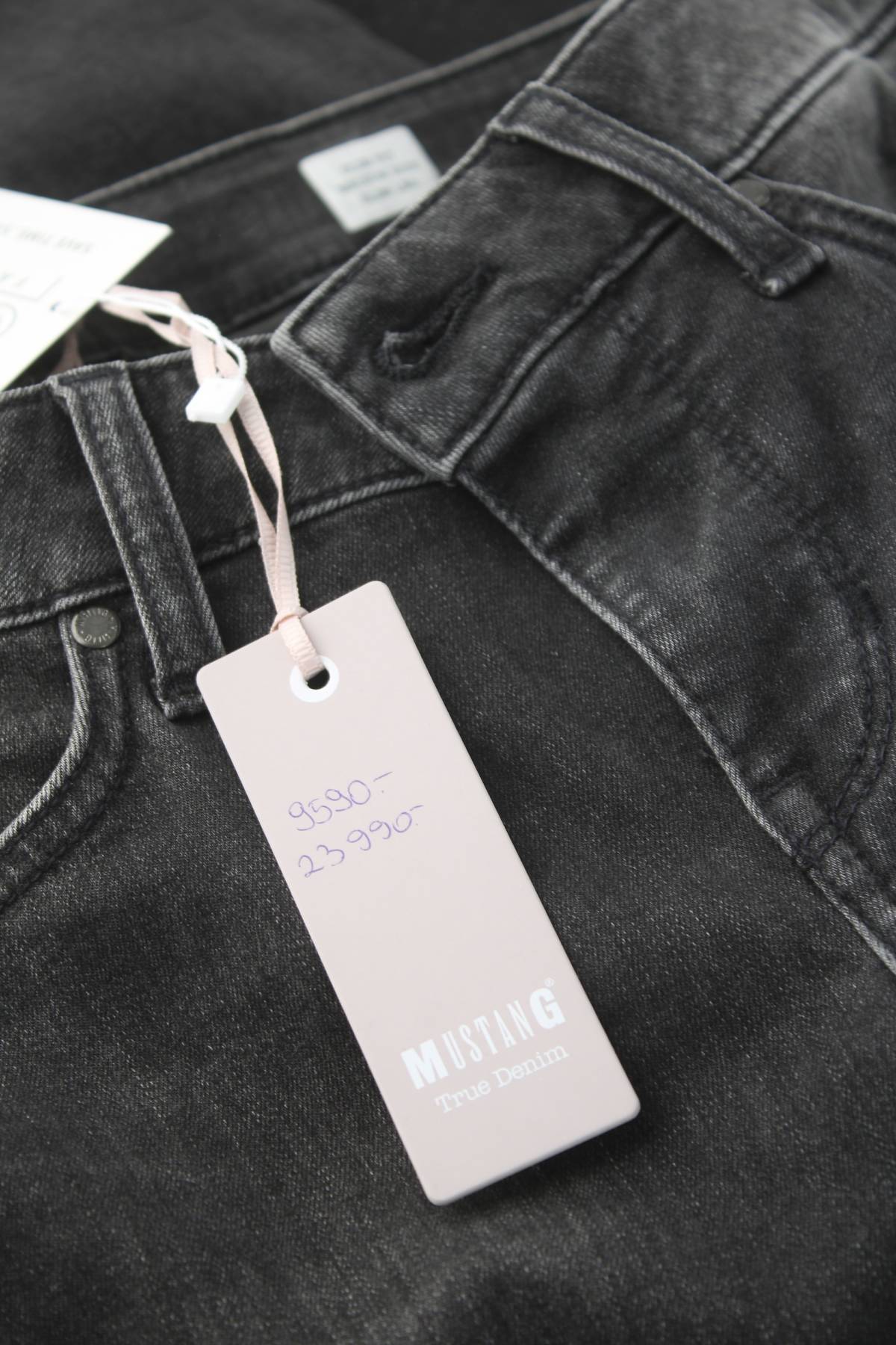 Дамски дънки Mustang3