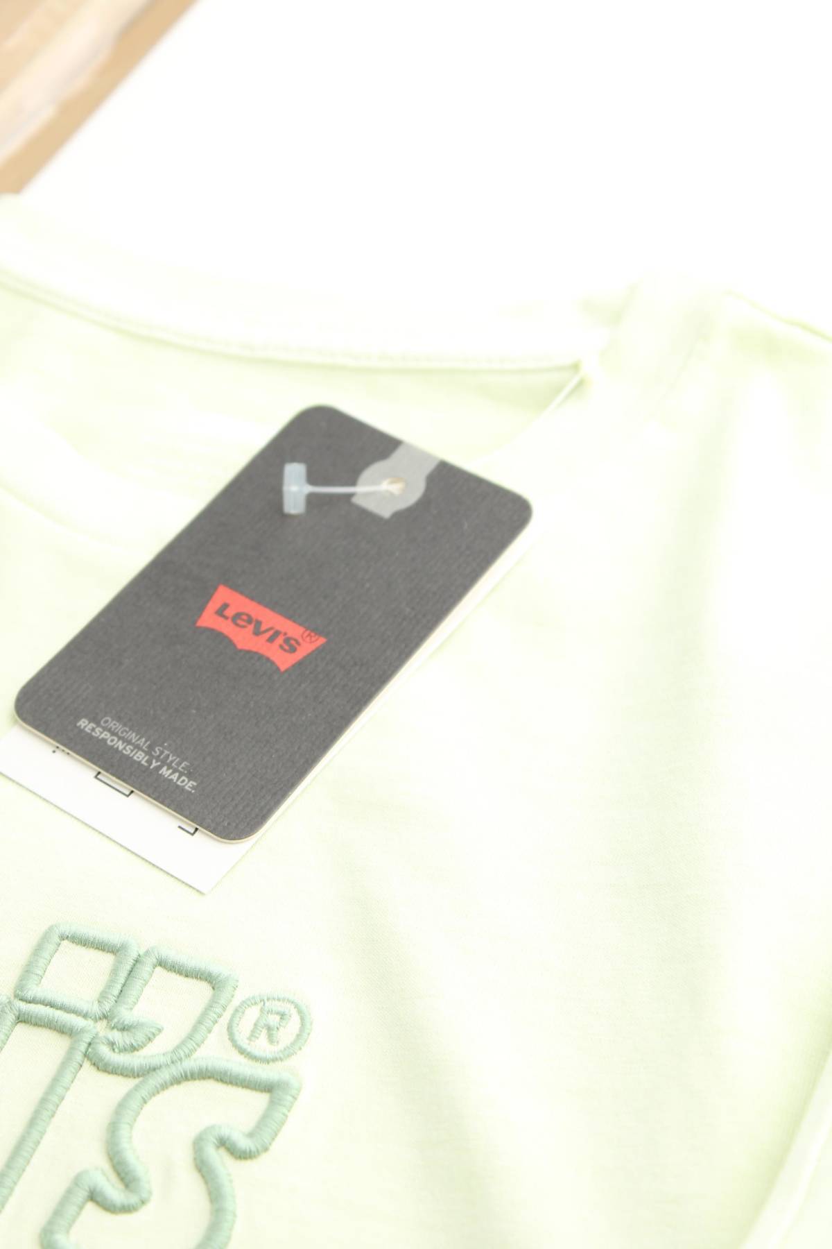 Дамска тениска Levi's3