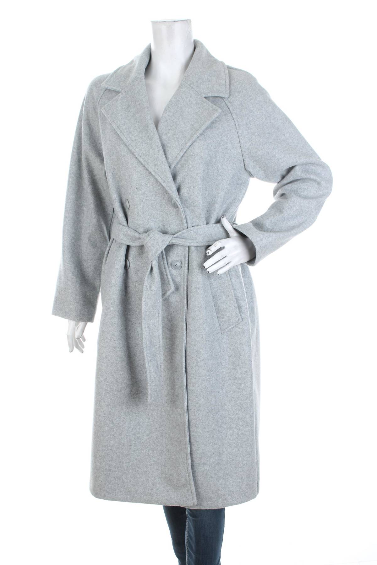 Дамско палто Stradivarius1