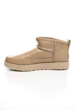 Γυναικεία μποτάκια UGG Australia2