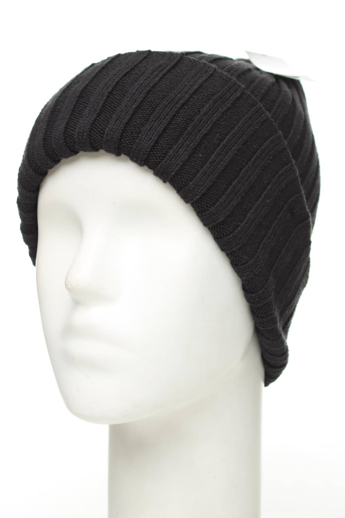 Шапка H&M Divided1