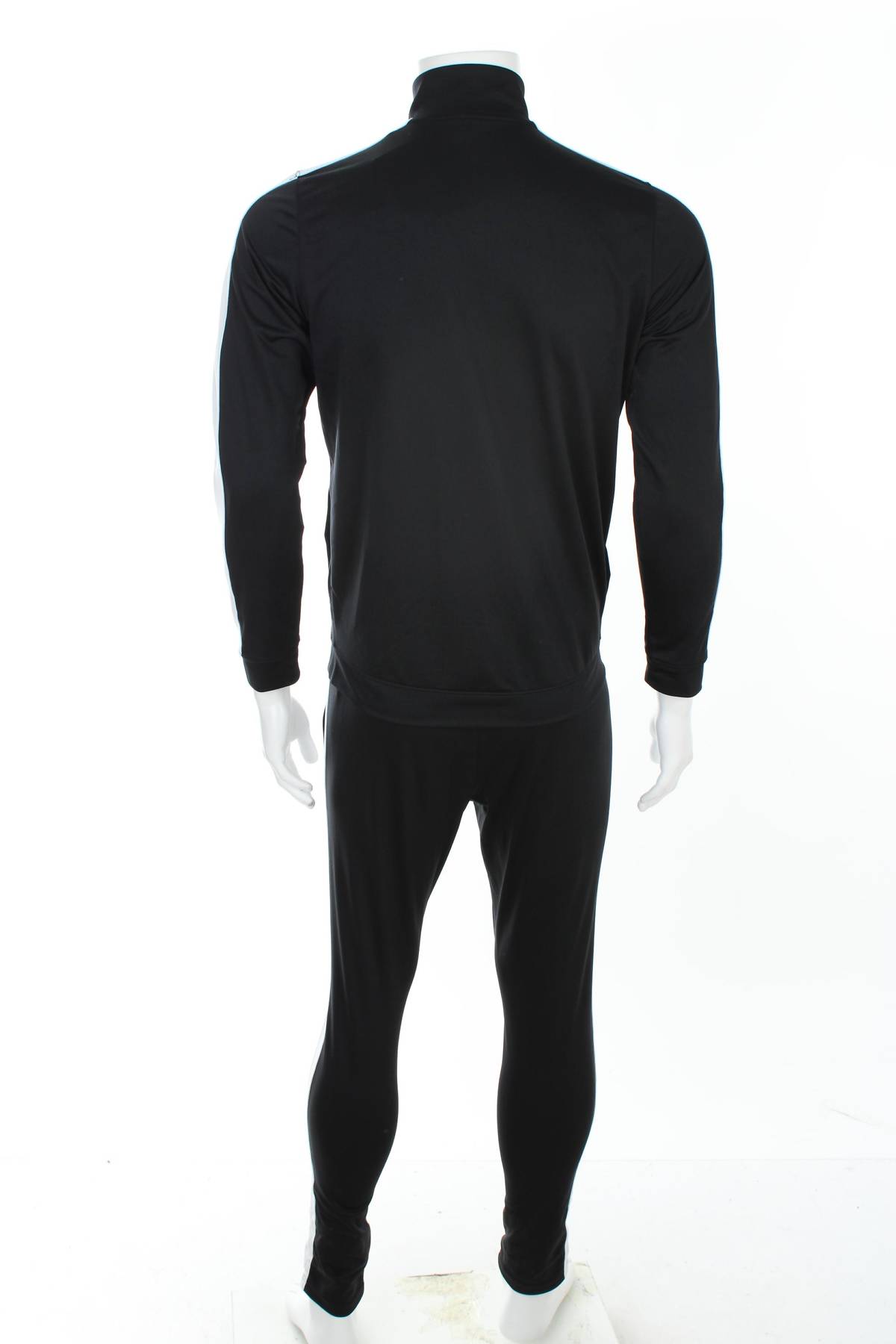 Ανδρικό αθλητικό σύνολο Under Armour2