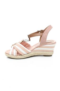 Σανδάλια Tom Tailor2