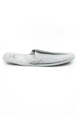 Домашни пантофи Herschel Supply Co.1 - Contour.bg Домашни пантофи Herschel Supply Co.1
