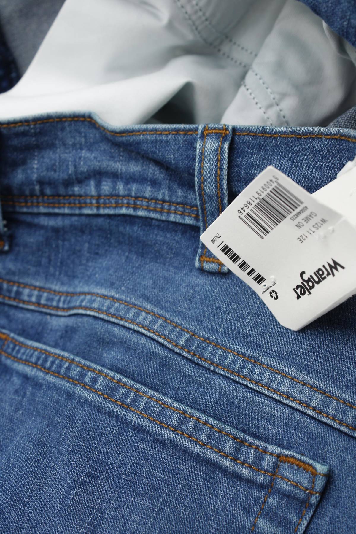Мъжки дънки Wrangler3 - Contour.bg Мъжки дънки Wrangler3