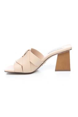 Чехли Steve Madden2 - Contour.bg Чехли Steve Madden2
