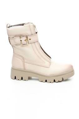 Дамски боти Tamaris1