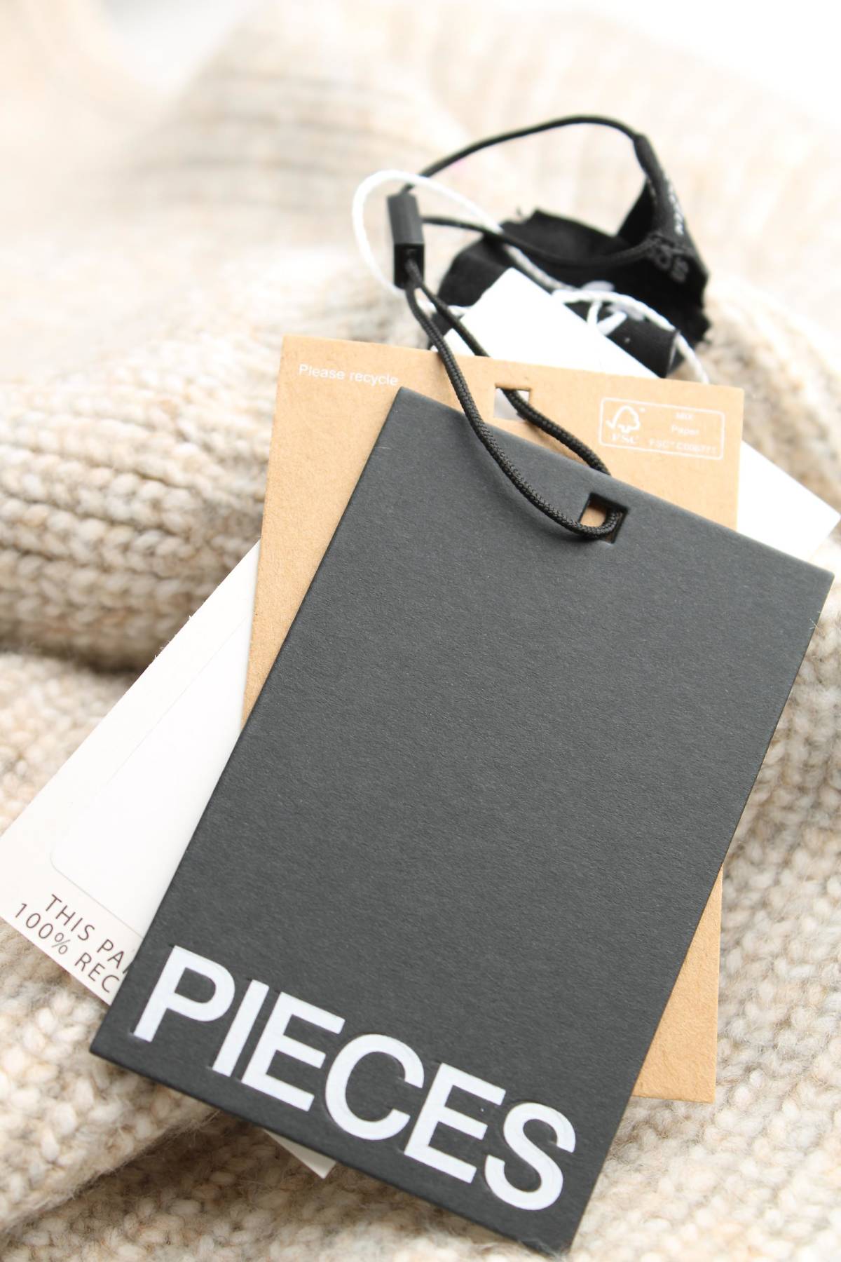 Дамски пуловер Pieces3