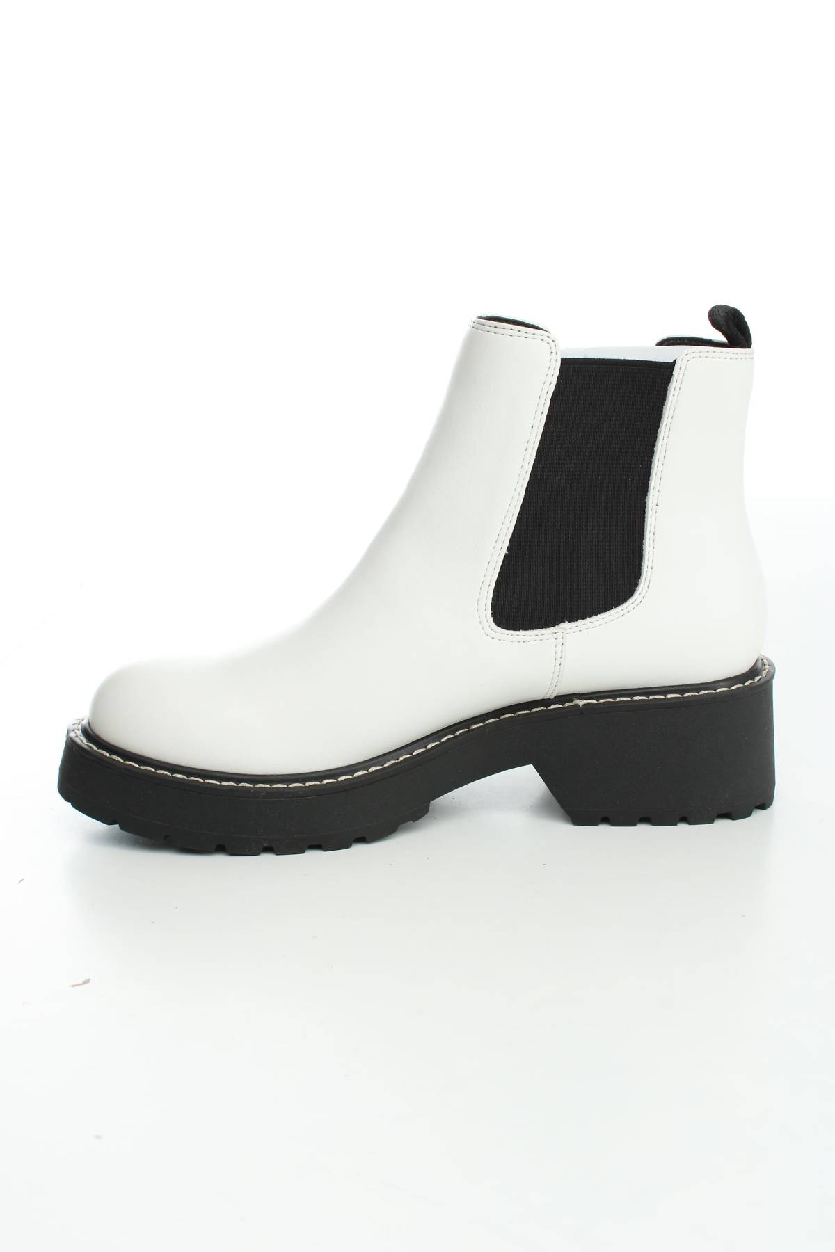 Дамски боти Steve Madden2