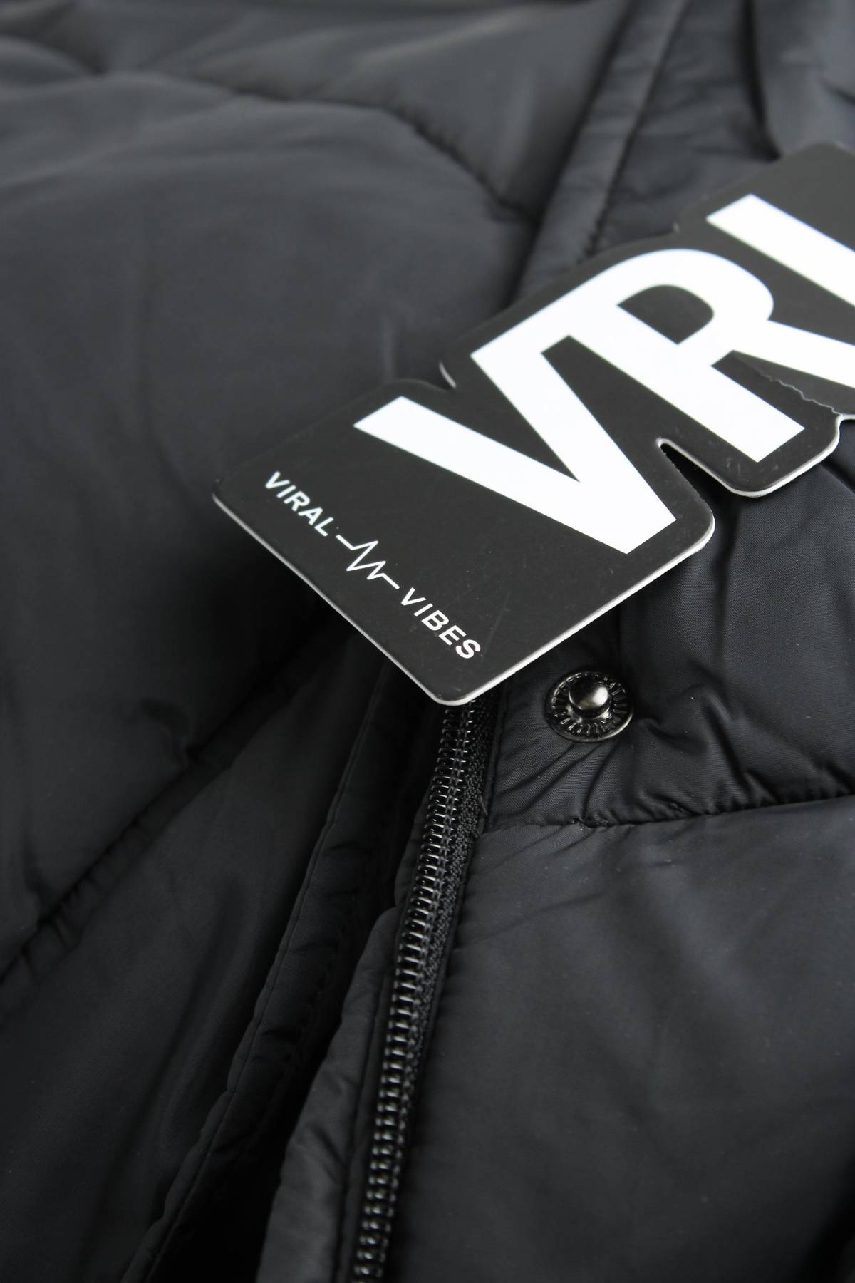 Γυναικείο μπουφάν Viral Vibes4