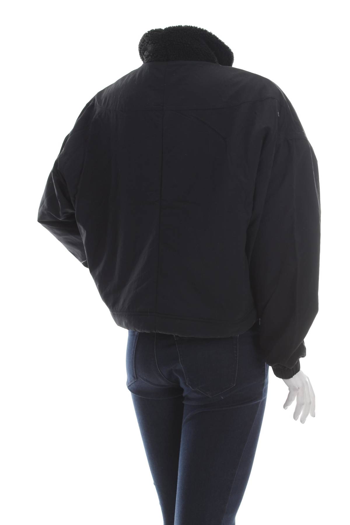 Γυναικείο μπουφάν Nike2