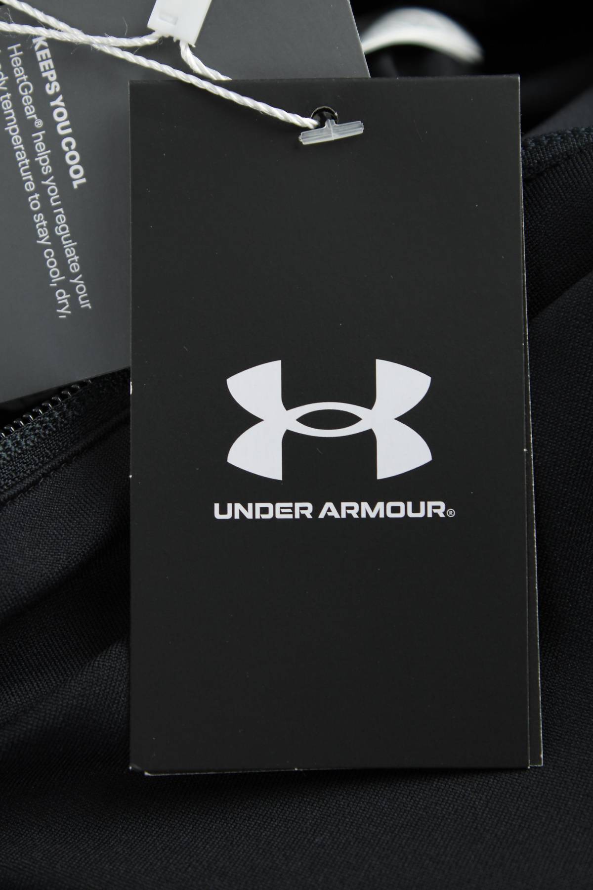 Дамска спортна блуза Under Armour3