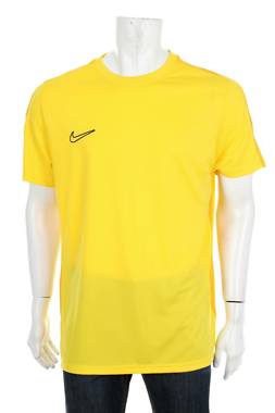 Мъжка спортна тениска Nike1
