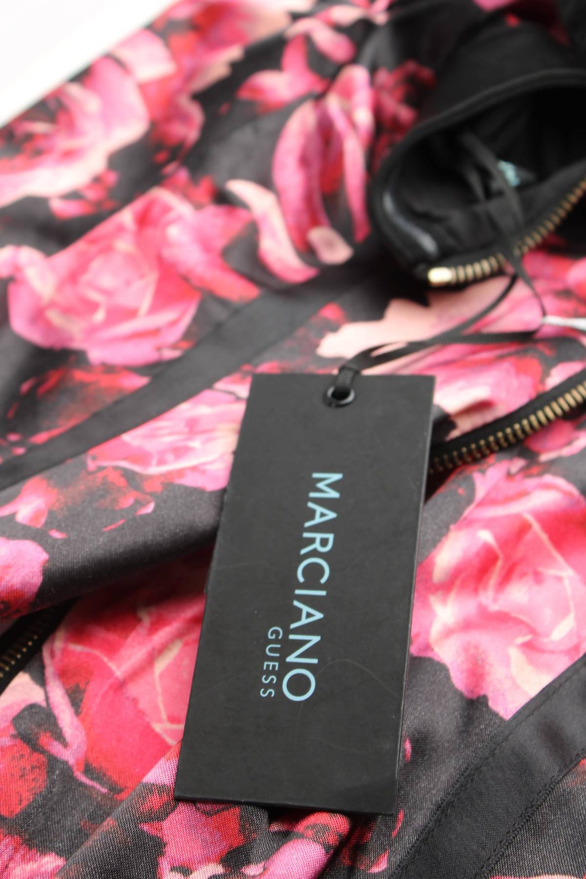 Φορέματα Guess By Marciano3
