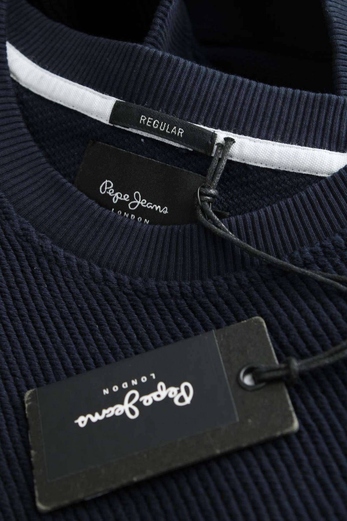 Мъжки пуловер Pepe Jeans3 - Contour.bg Мъжки пуловер Pepe Jeans3
