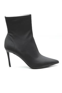 Дамски боти Steve Madden1