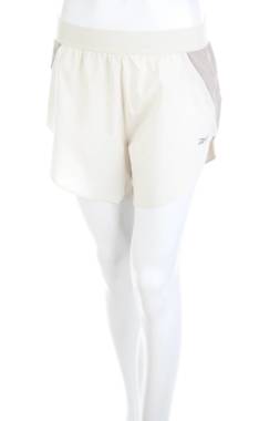 Дамски шорти Reebok1