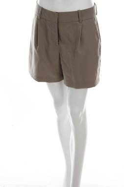 Дамски къс панталон Vero Moda1