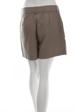 Дамски къс панталон Vero Moda2