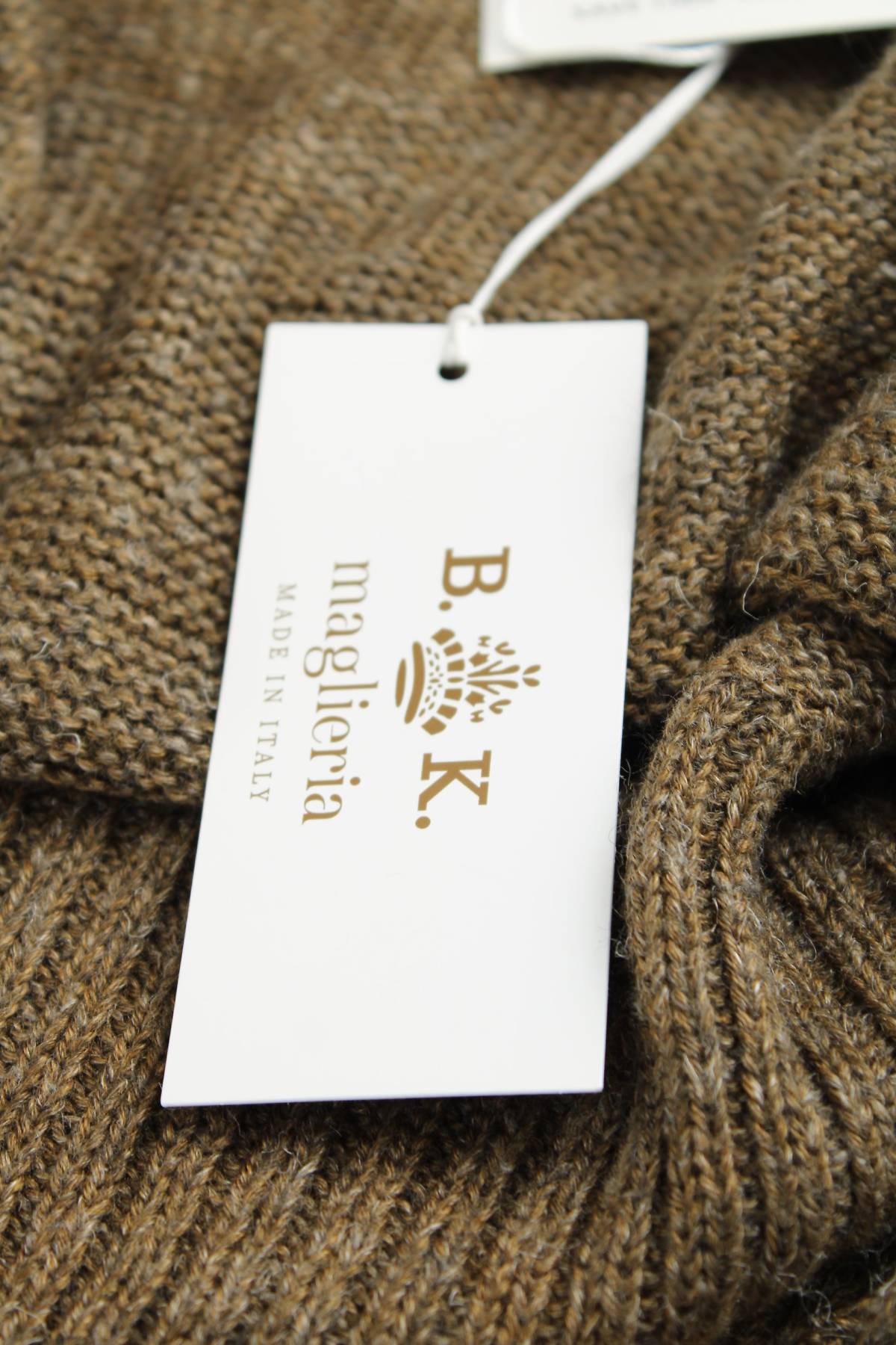 Дамска жилетка B. K.3