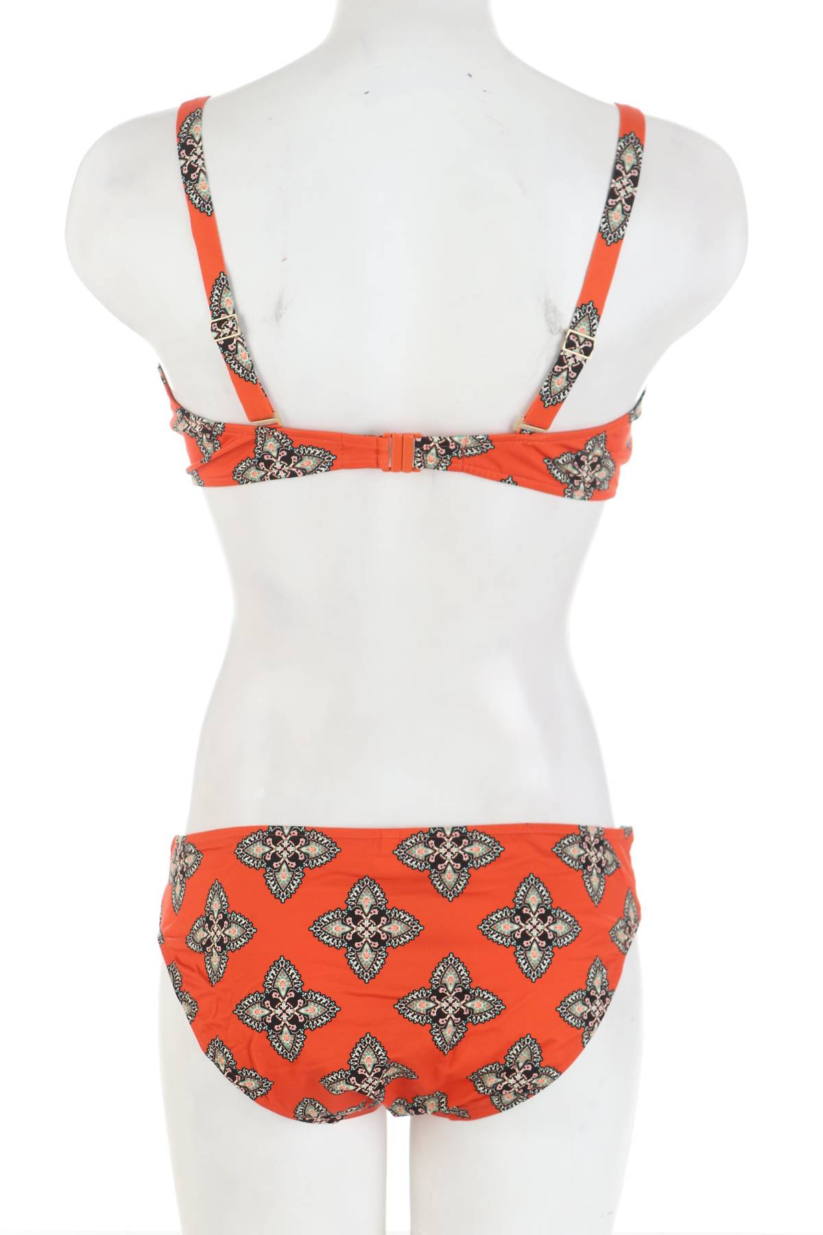 Бански костюм Chantelle2 - Contour.bg Бански костюм Chantelle2