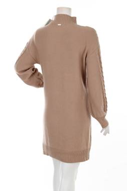 Φορέματα Guess2