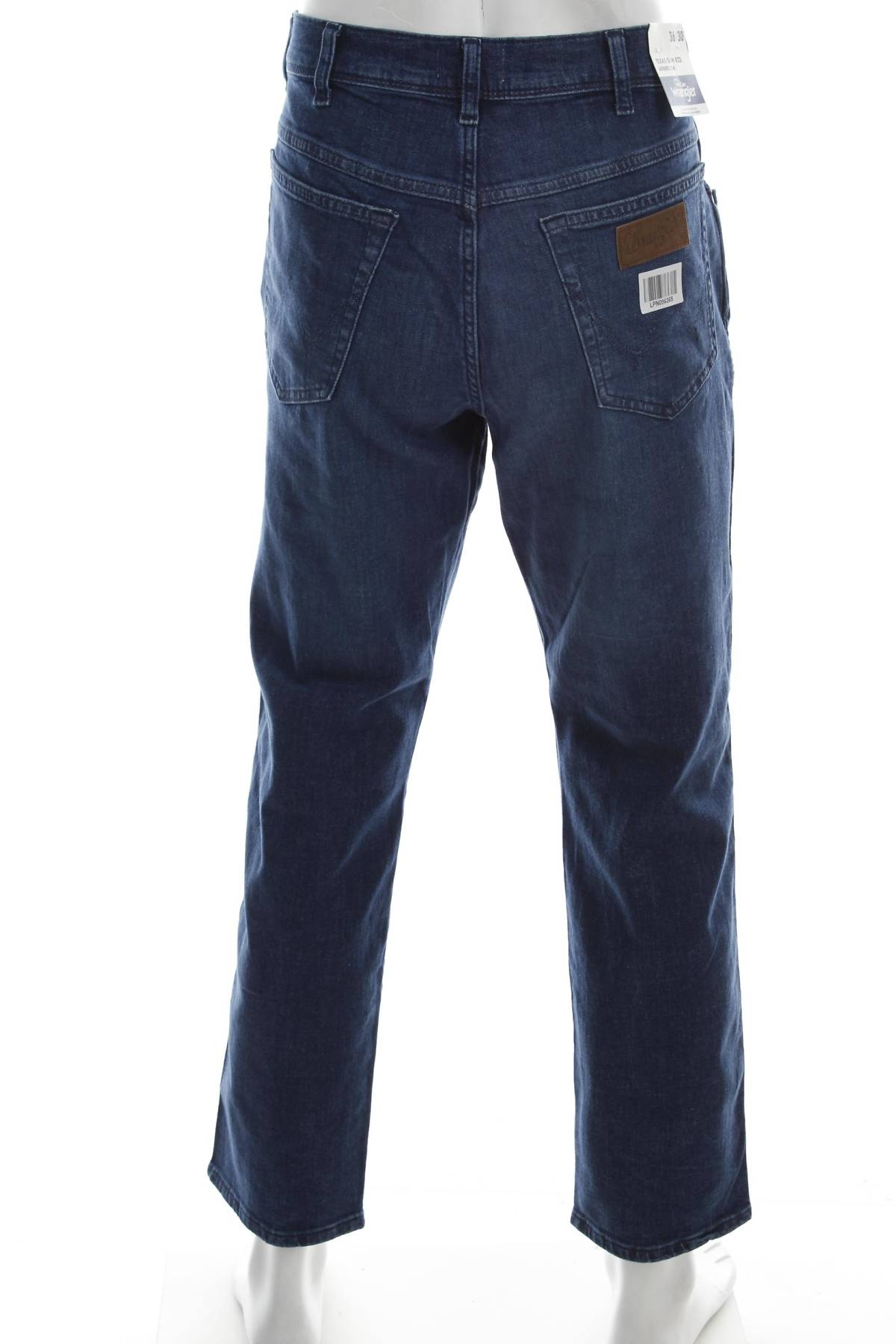 Мъжки дънки Wrangler2 - Contour.bg Мъжки дънки Wrangler2