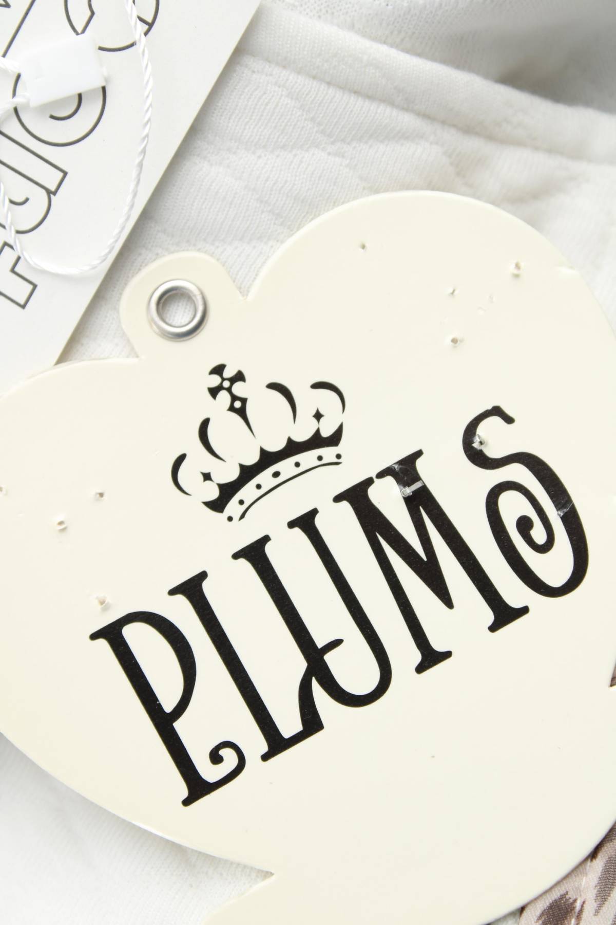 Пола Plums 3