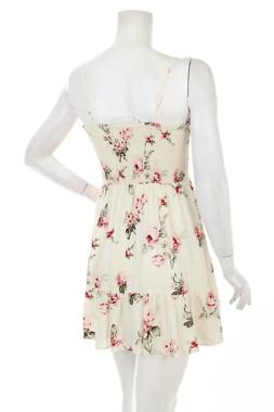 Φορέματα Sinsay1