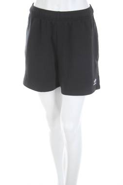Γυναικεία σορτς Adidas Originals1