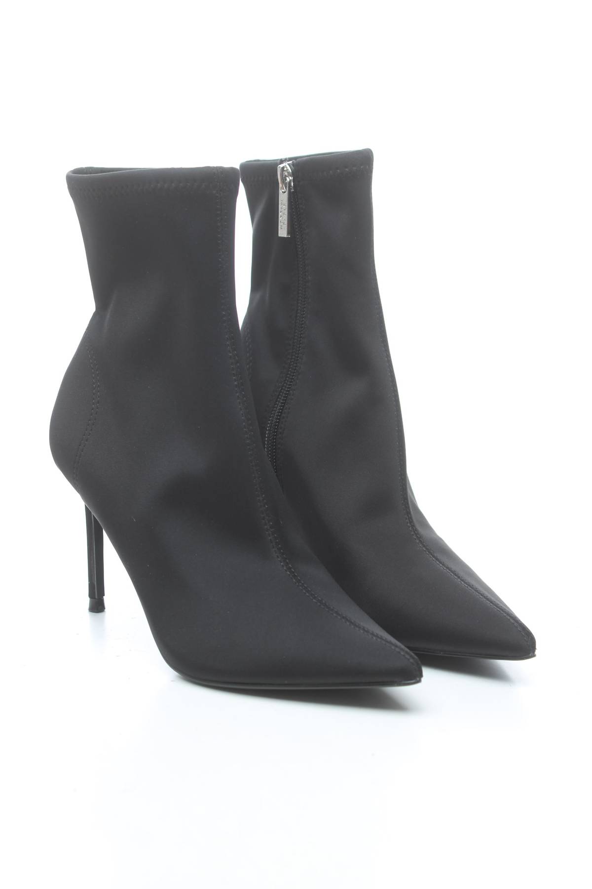 Γυναικεία μποτάκια Steve Madden3