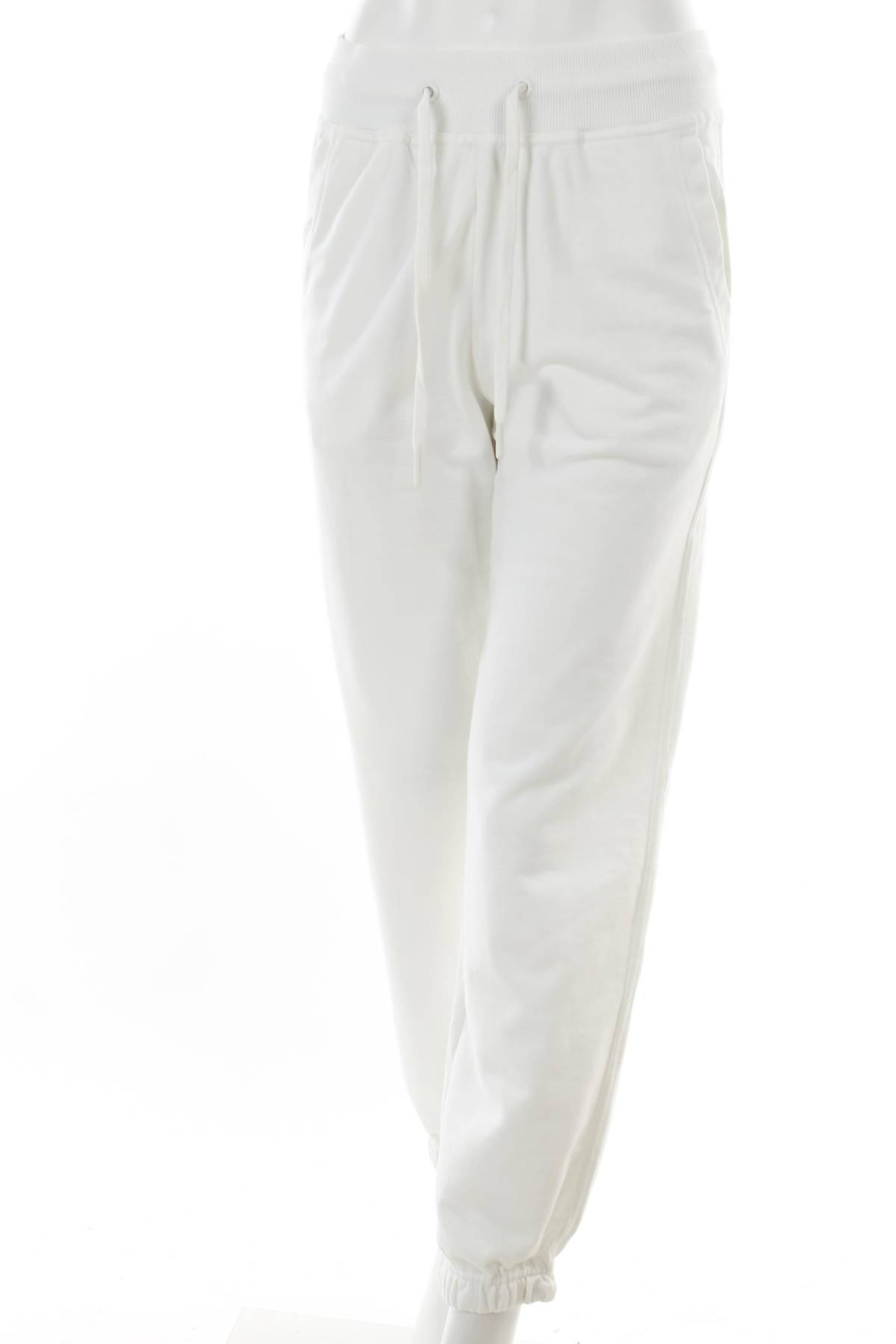 Γυναικείο παντελόνι Bershka1