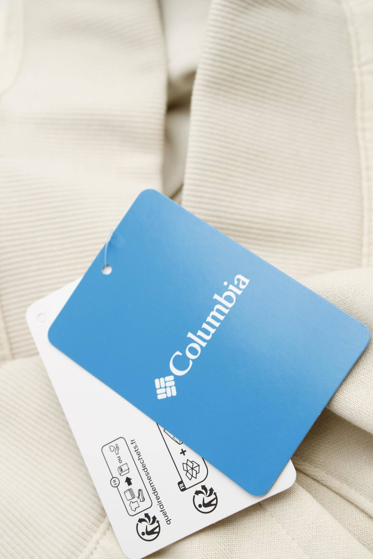 Дамски къс спортен панталон Columbia3