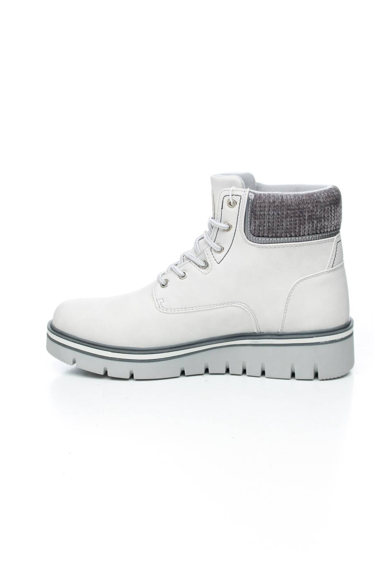 Дамски боти Xti2